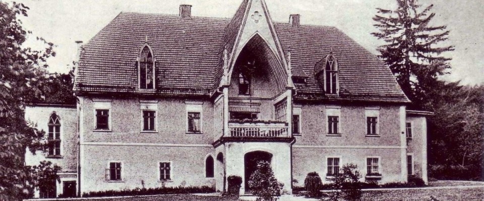 Dwor jugow historisch 960x400